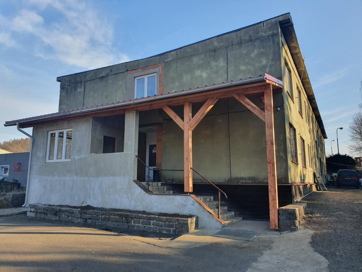 Ubytovna Koky Klášterec nad Ohří Esterno foto